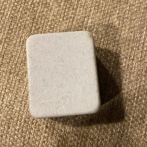 SILVER engraved embossed puff heart earrings NEW IN VELVET CLAMSHELL BOX CASE - Picture 5 of 5